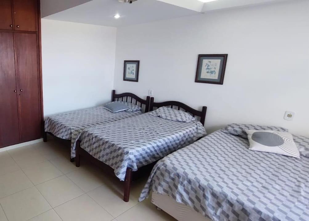 Triplex Cabo Frio Apartment Exterior photo