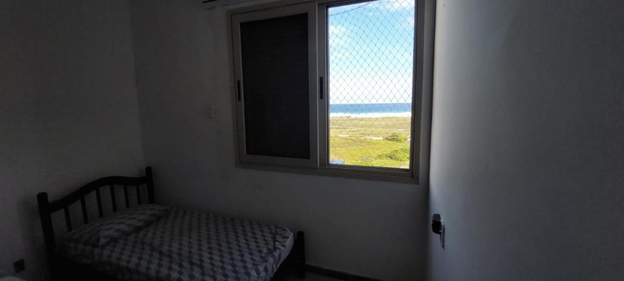 Triplex Cabo Frio Apartment Exterior photo